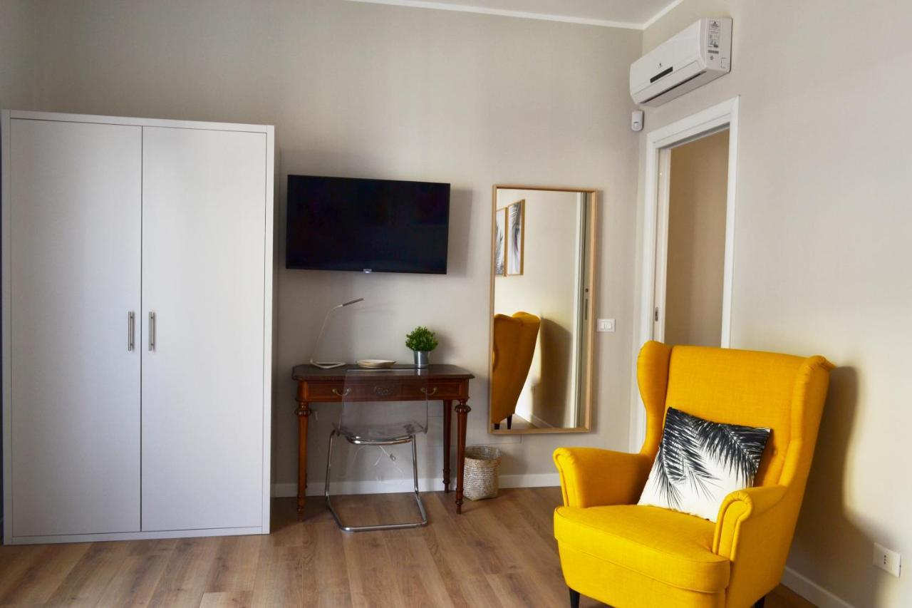 Reale Orleans Appartement Palermo Buitenkant foto